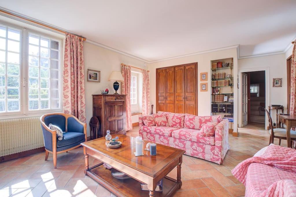 Bois Et Chiffons Famille Et Confort Siorac-en-Périgord Esterno foto
